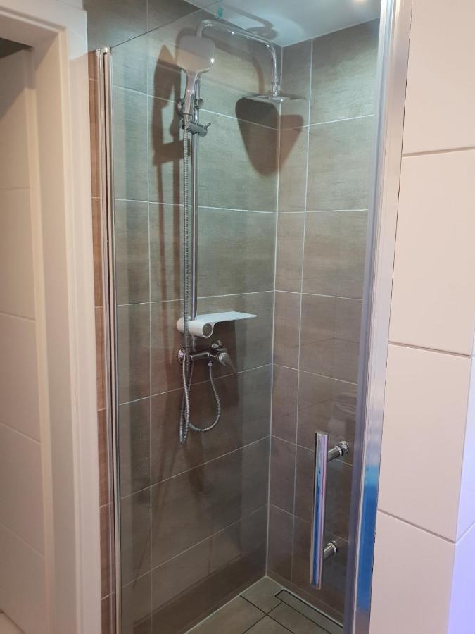 Mainzimmer Business Appartment - Monteurwohnung Mit Burgblick Wertheim Kültér fotó