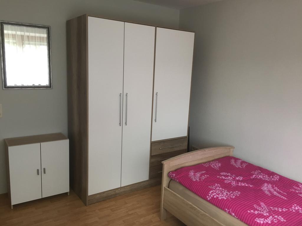 Mainzimmer Business Appartment - Monteurwohnung Mit Burgblick Wertheim Kültér fotó