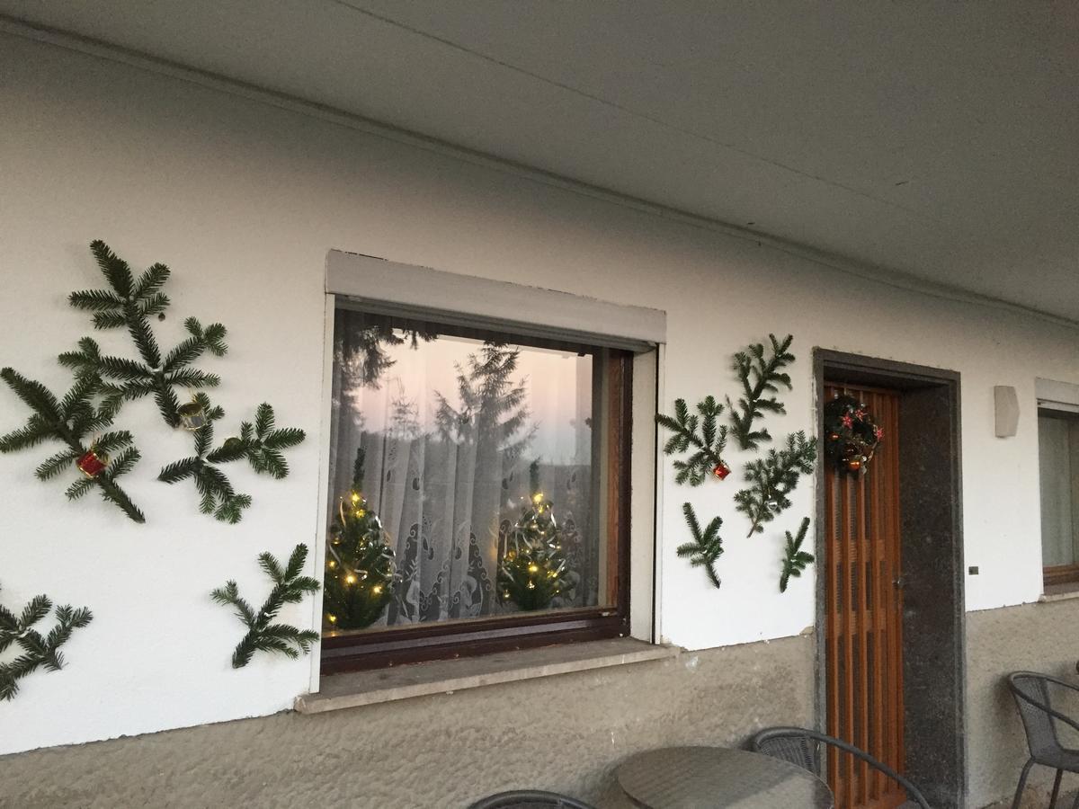 Mainzimmer Business Appartment - Monteurwohnung Mit Burgblick Wertheim Kültér fotó